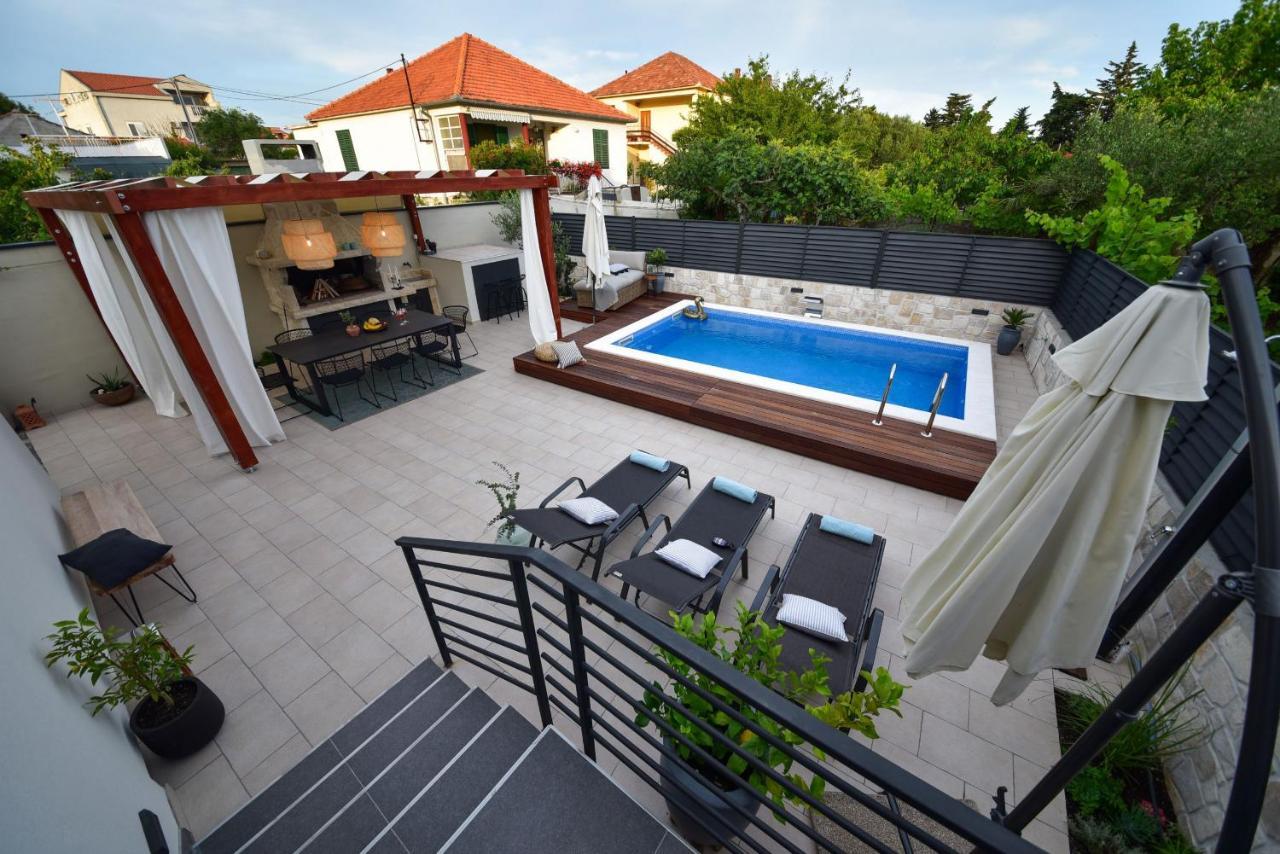 Villa Teuta Zadarvillas Exteriör bild
