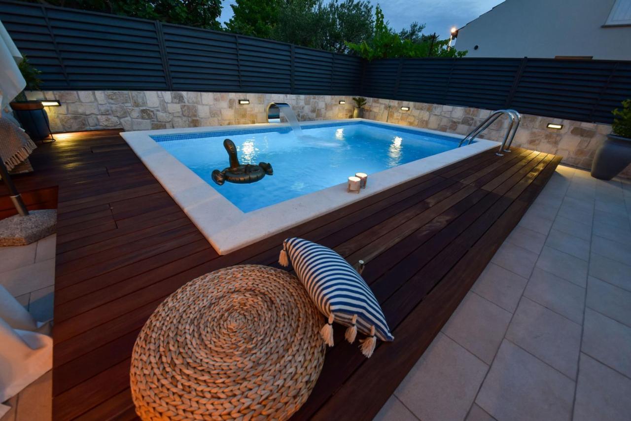 Villa Teuta Zadarvillas Exteriör bild